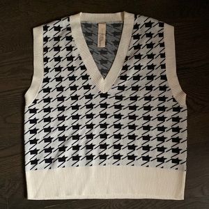 KNIT MAKERS sweater size M